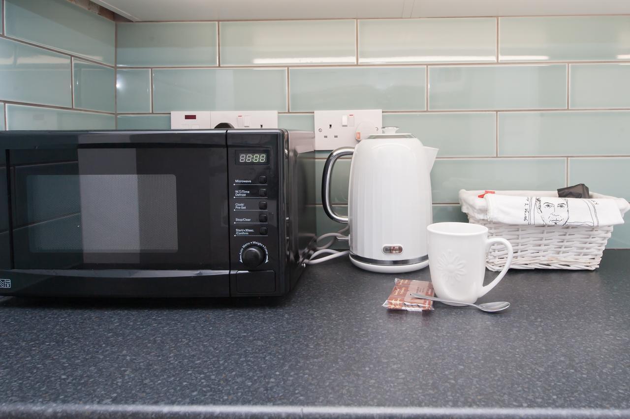 Two Bed Ground Floor Apartment, Sleeps Six, Free Parking And High Speed Wifi Ramsgate Exteriör bild
