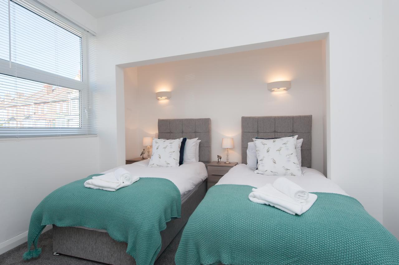 Two Bed Ground Floor Apartment, Sleeps Six, Free Parking And High Speed Wifi Ramsgate Exteriör bild