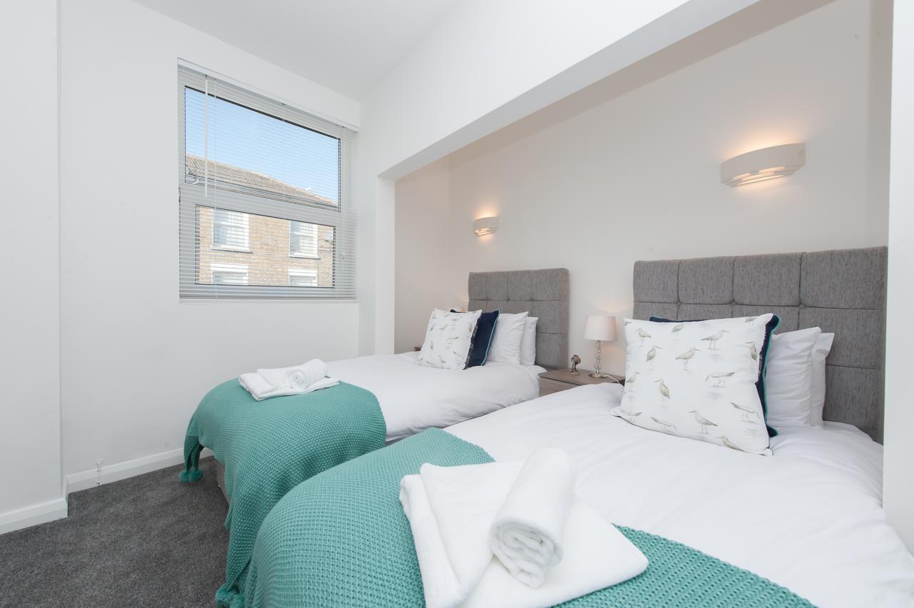 Two Bed Ground Floor Apartment, Sleeps Six, Free Parking And High Speed Wifi Ramsgate Exteriör bild